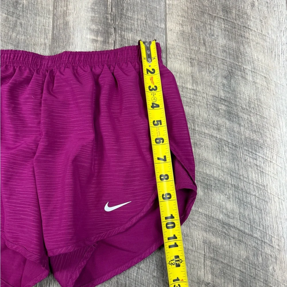Nike‎ Magenta Shorts
